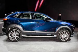 Японский электромобиль MAZDA CX 30 EV PURE EXCLUSIVE
