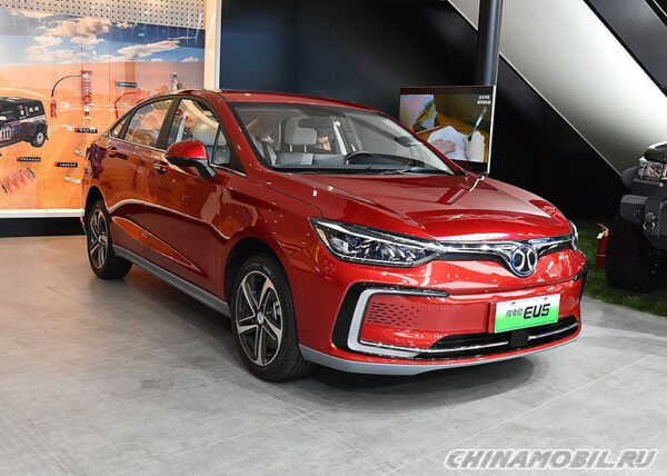 Китайский электромобиль BAIC Eu5