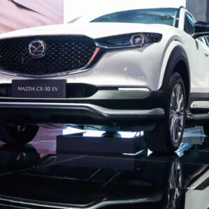 Японский электромобиль MAZDA CX 30 EV PURE POWER