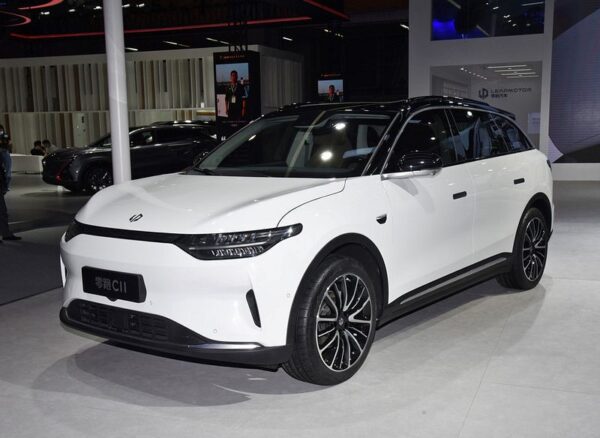 Китайский электромобиль LEAPMOTOR C11 DELUXE