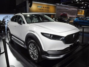 Японский электромобиль MAZDA CX 30 EV PURE DRIVE
