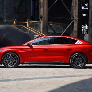 Китайский электромобиль BYD