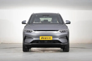 Китайский электромобиль BYD