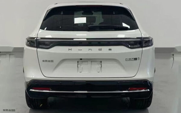 Японский электромобиль HONDA