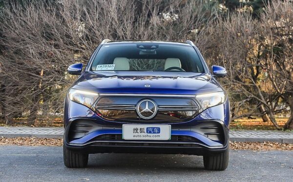 Европейский электромобиль MERCEDES BENZ EQC 350 4MATIC