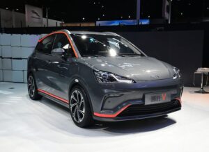 Китайский электромобиль NETA V 300 Lite